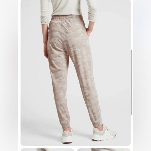 Athleta Women’s Brooklyn Active Jogger Pants Size 6 in Abalone Gray Camo - Picture 8 of 8